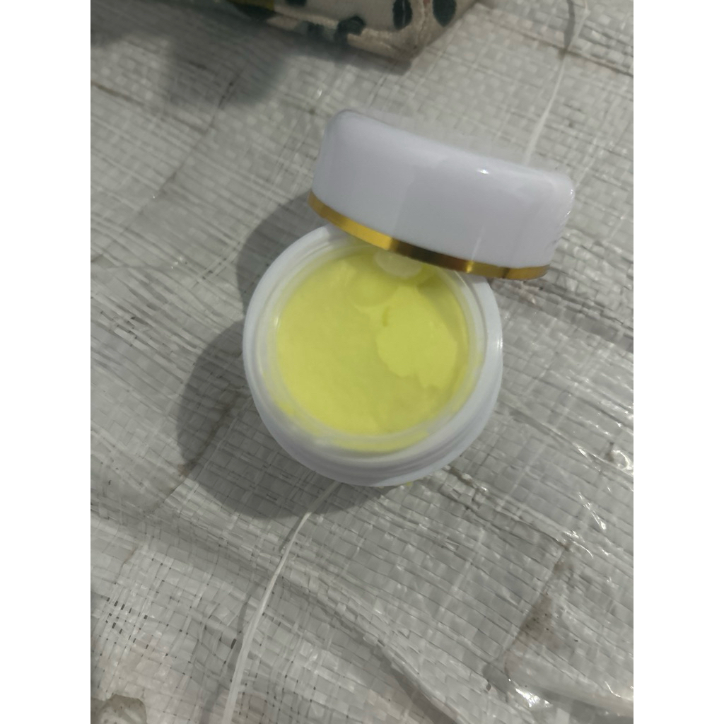 CREAM FLEK PARAH