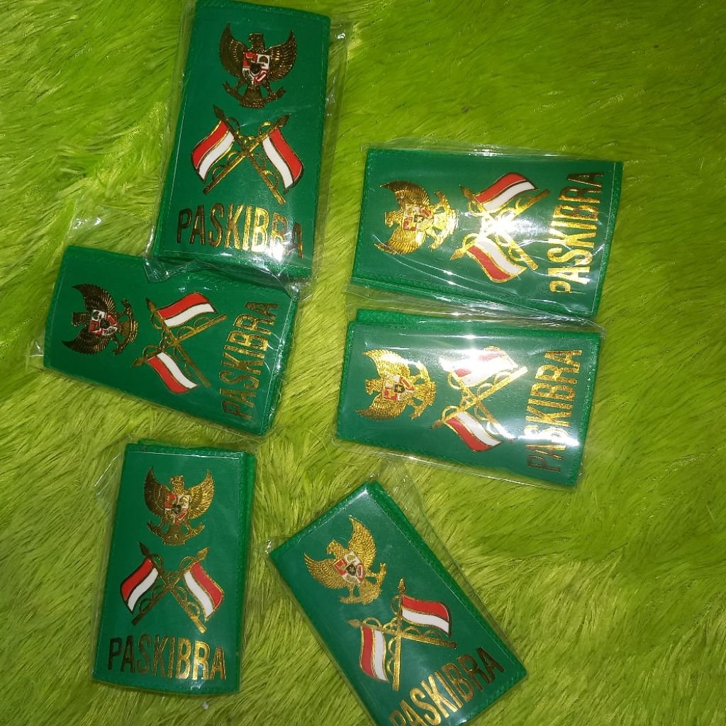 EVOLET PASKIBRA pangkat