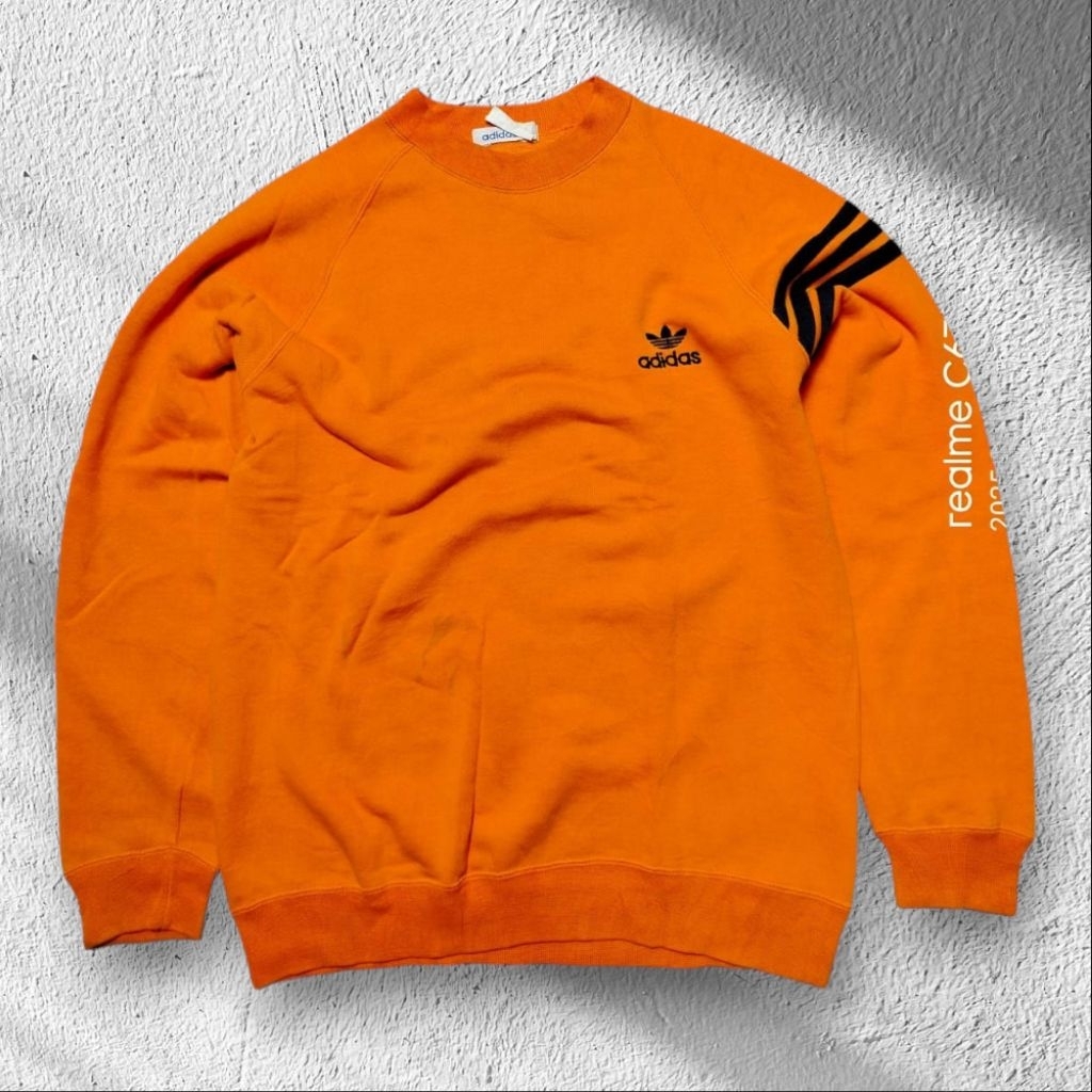 Crewneck Adidong