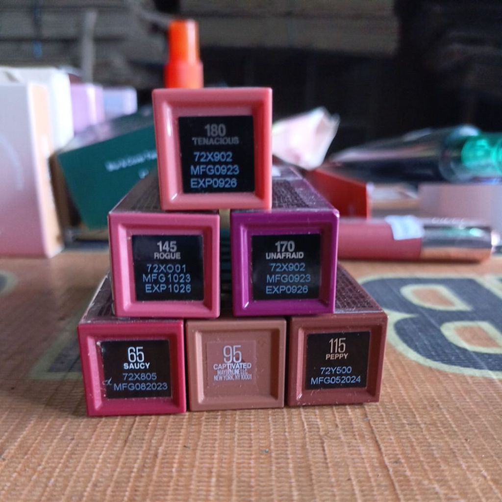Maybelline vinly ink