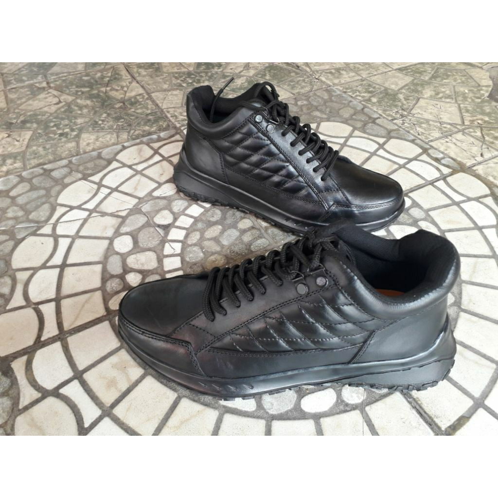 sepatu Bot casual