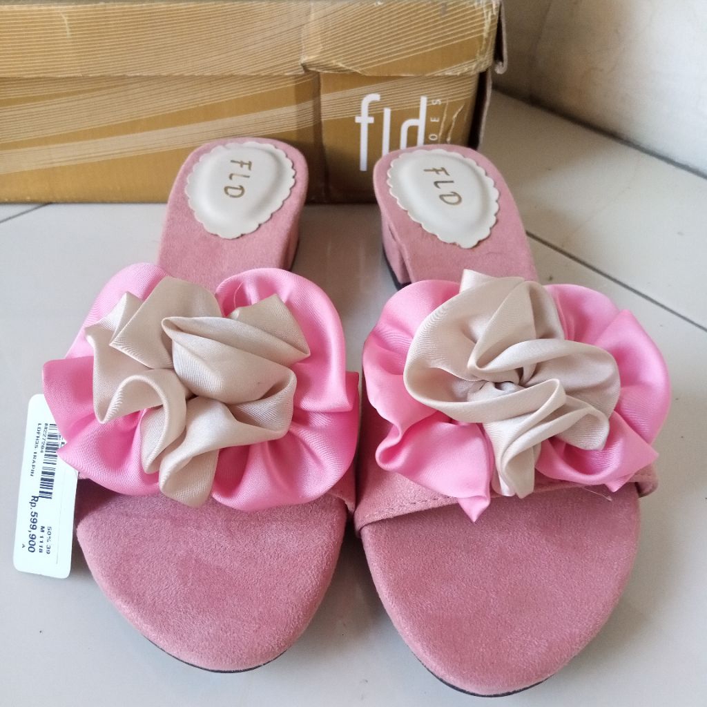 NEW Sendal Fladeo Pink 39