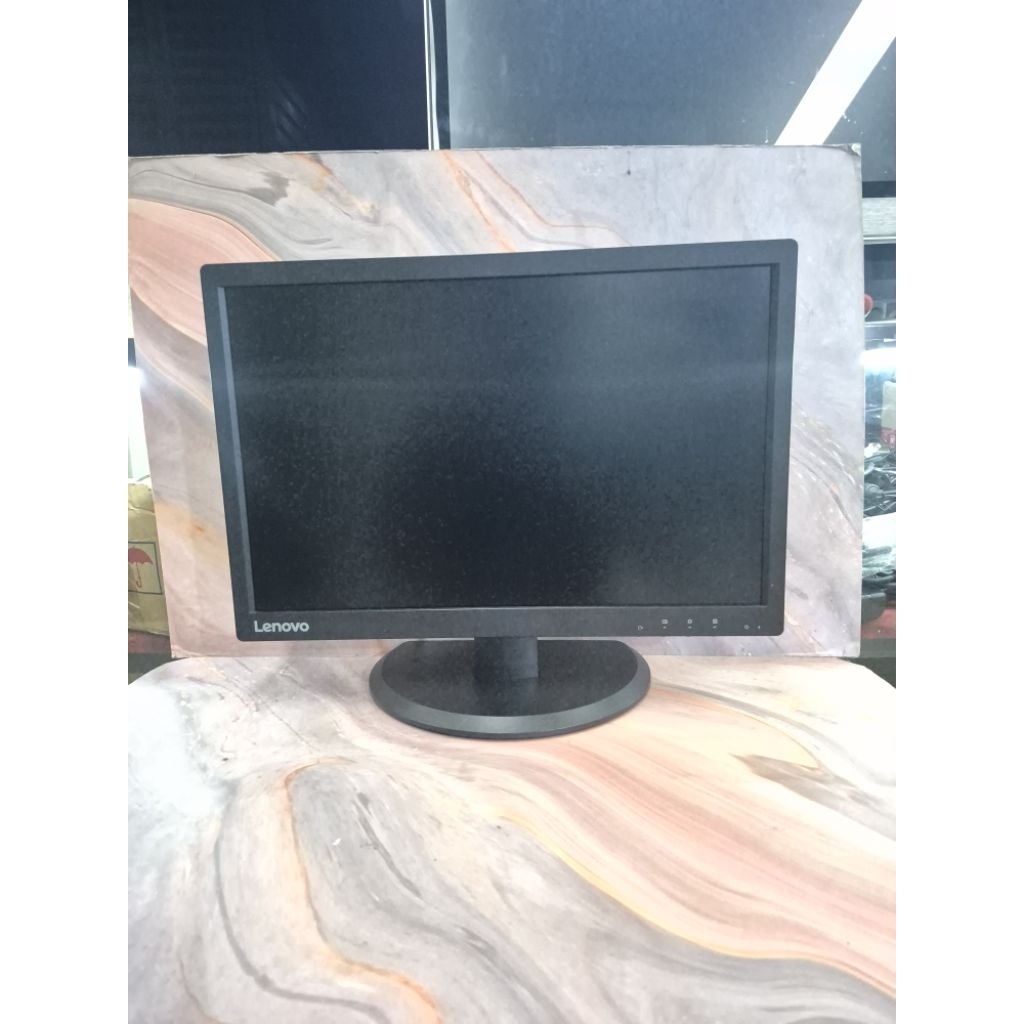 MONITOR/LED 20 INCH WIDE LIKE NEW