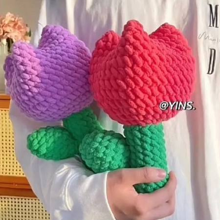 [B'CROCHET ]MEDIUM TULIP PLUSHIE