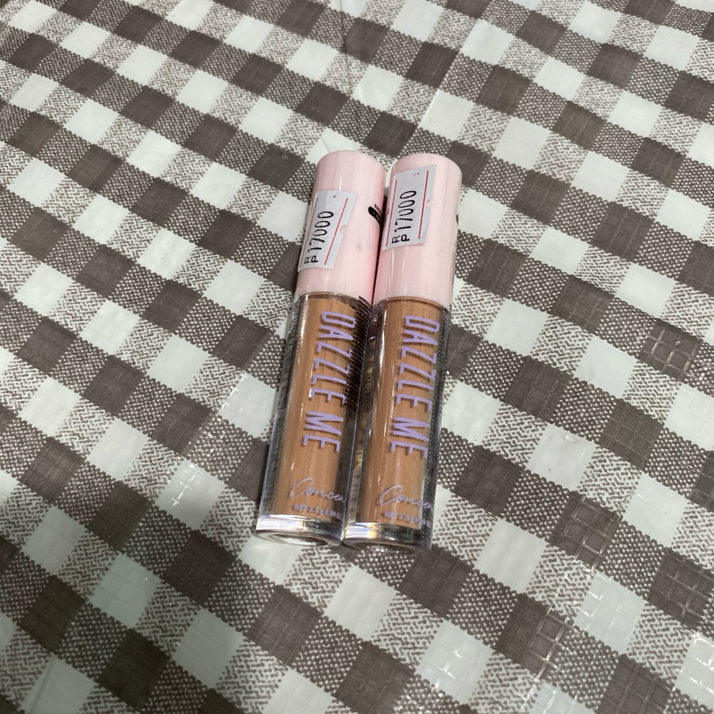[NEW] Dazzle Me Concealer