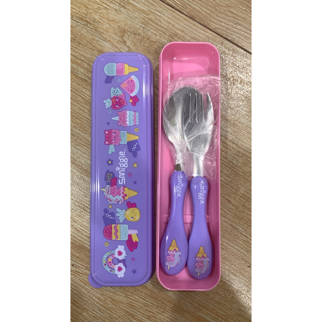 SMIGGLE CUTLERY WITH BOX