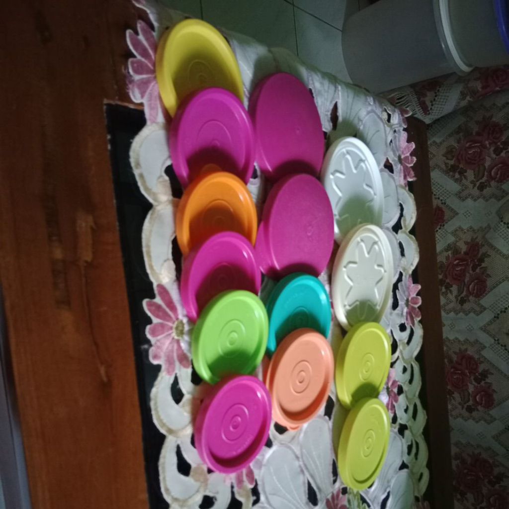 Macam tutup gelas/botol tupperware, second, satuan