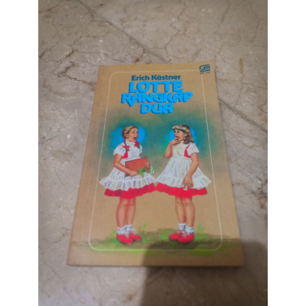 Rote rangkap dua novel