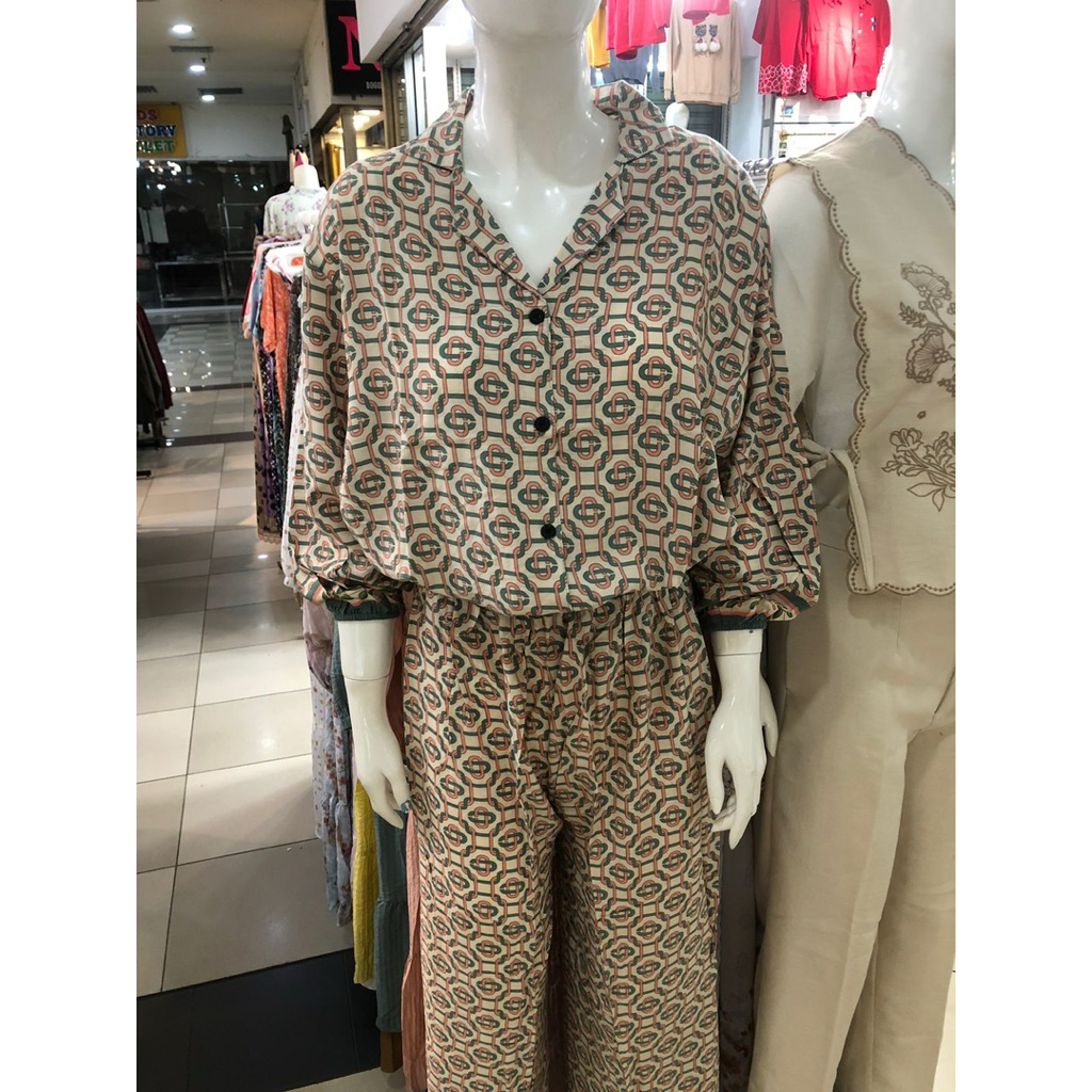 Oneset motif