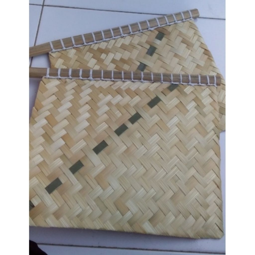 Kipas bambu 1 lusin