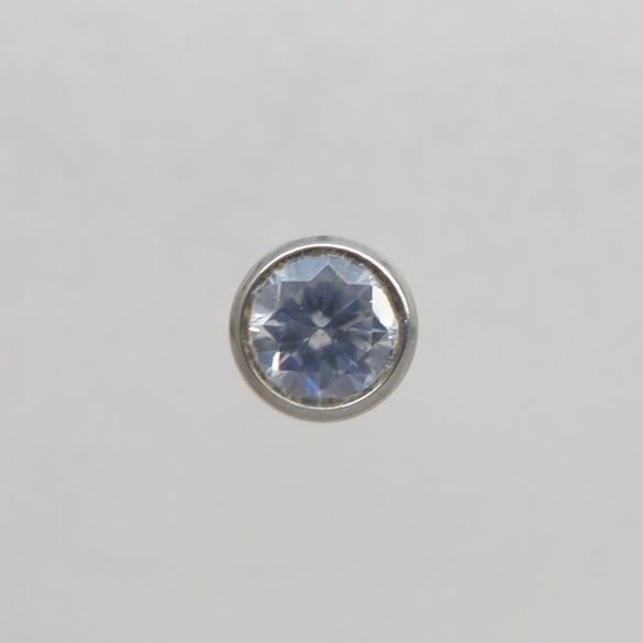 Anting Piercing Titanium Flatback CZ Round Clear