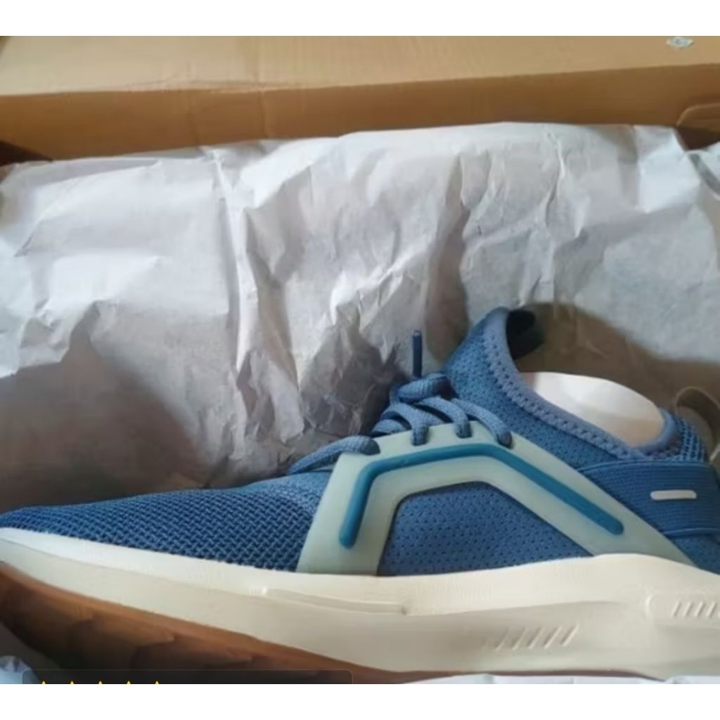 Sepatu baru