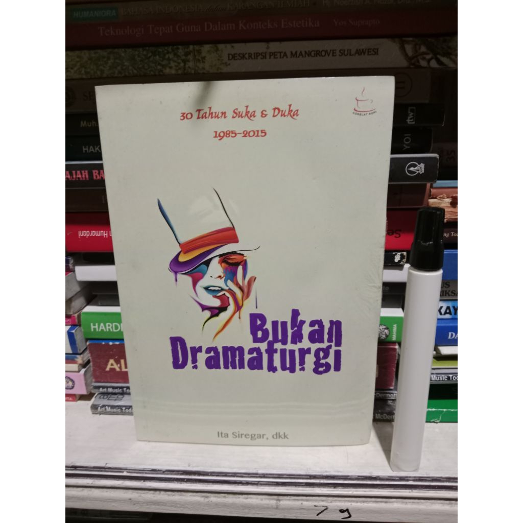 Buku Bukan dramaturgi