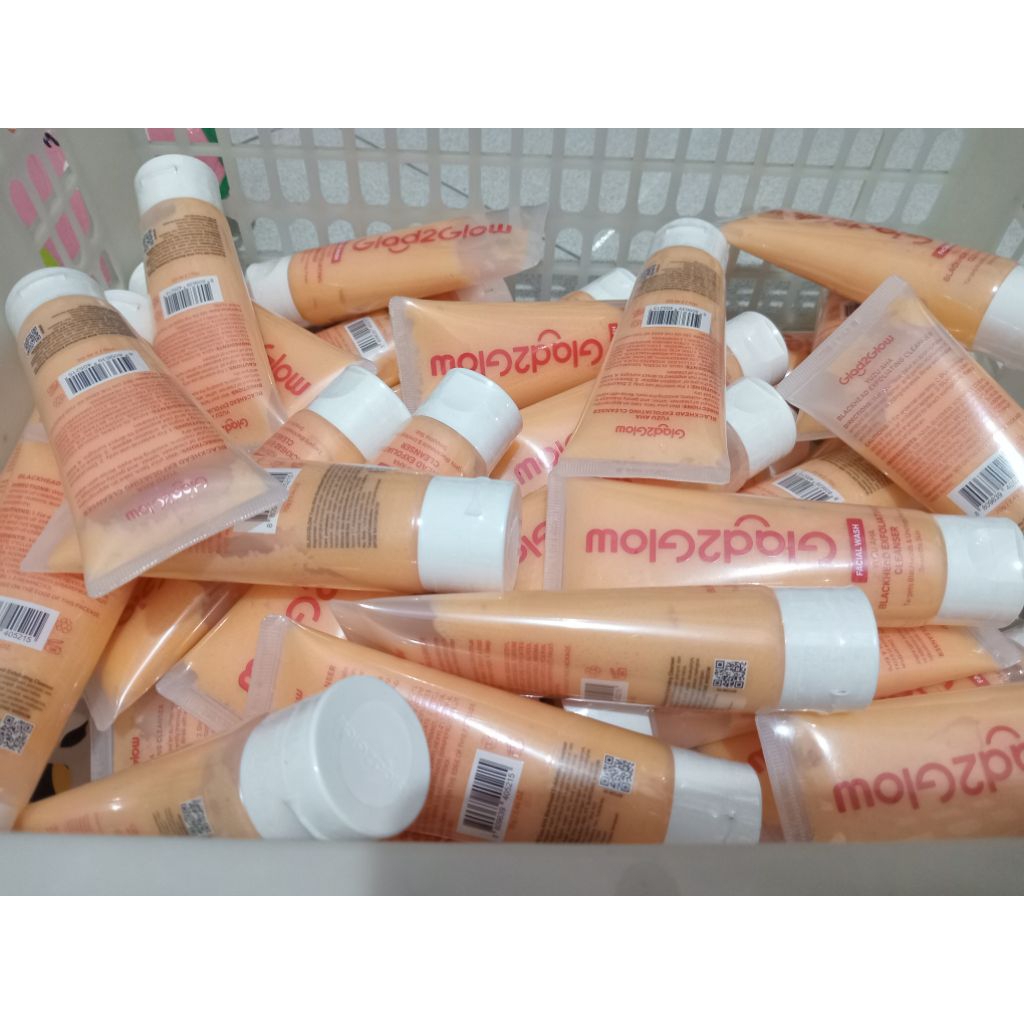 Glad2glow Yuzu Exfo Cleanser