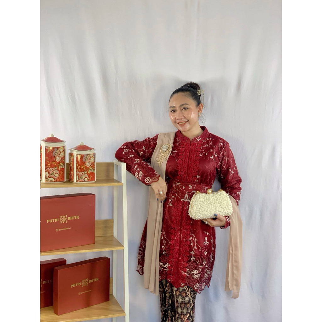 Set Putri Isyana - Putri Batik