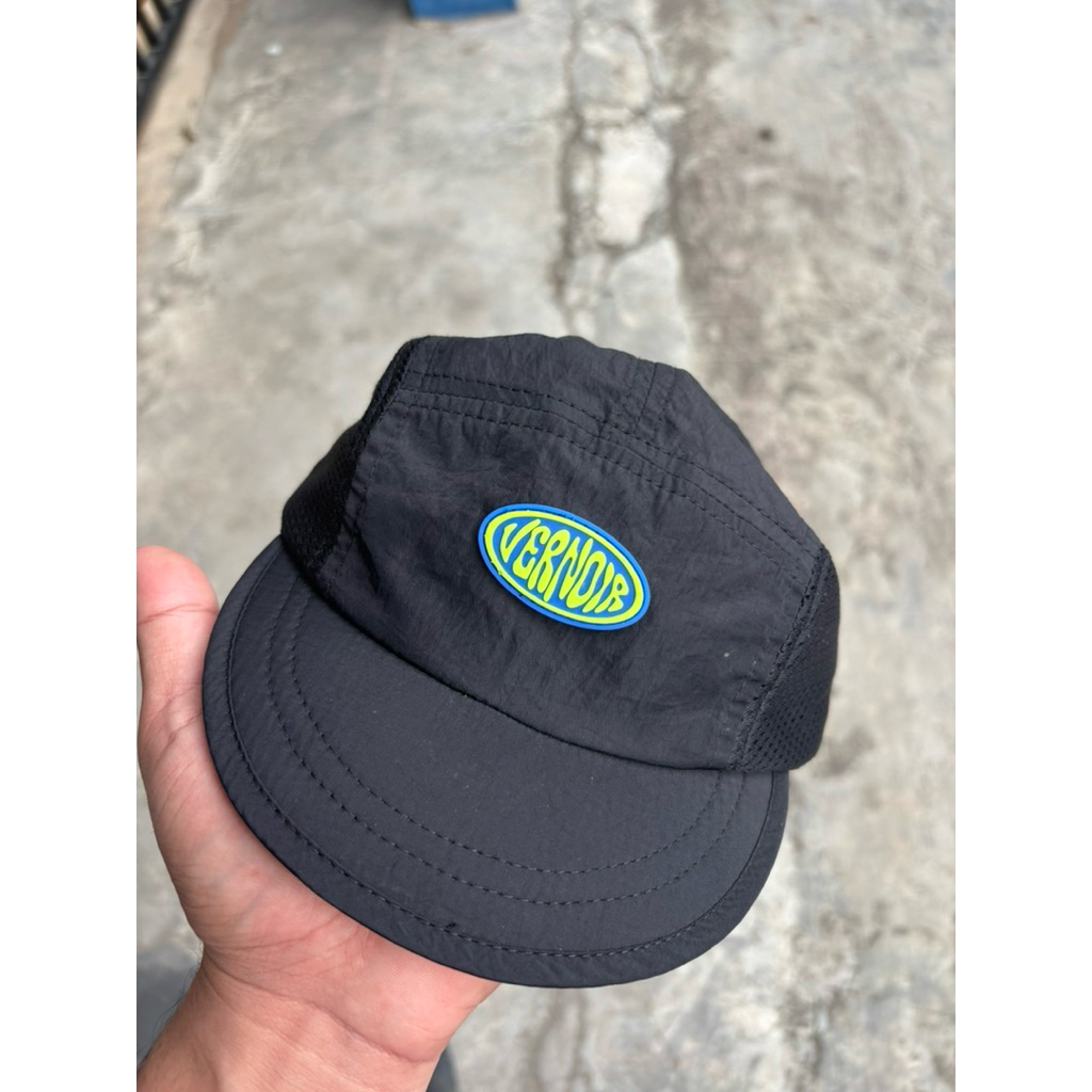 topi runing