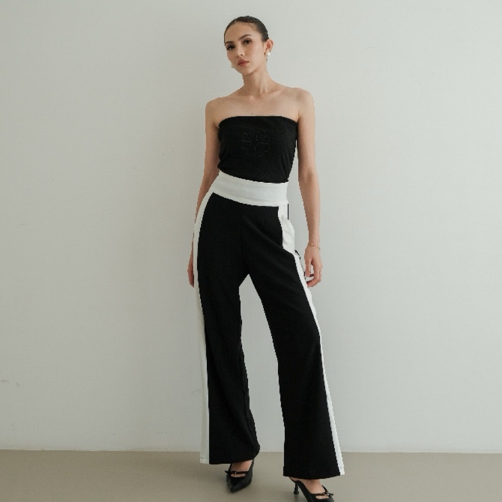 black&white pants