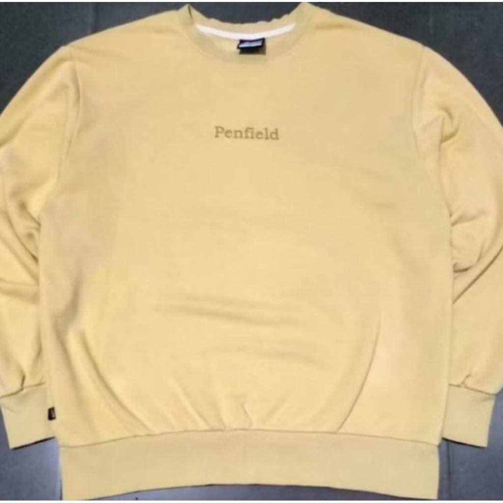 crewneck Pendield center logo bordir