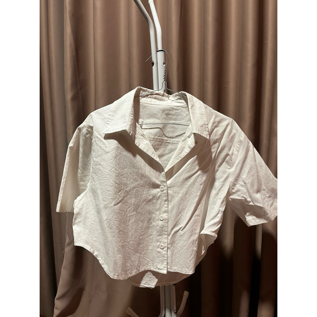 Kemeja White