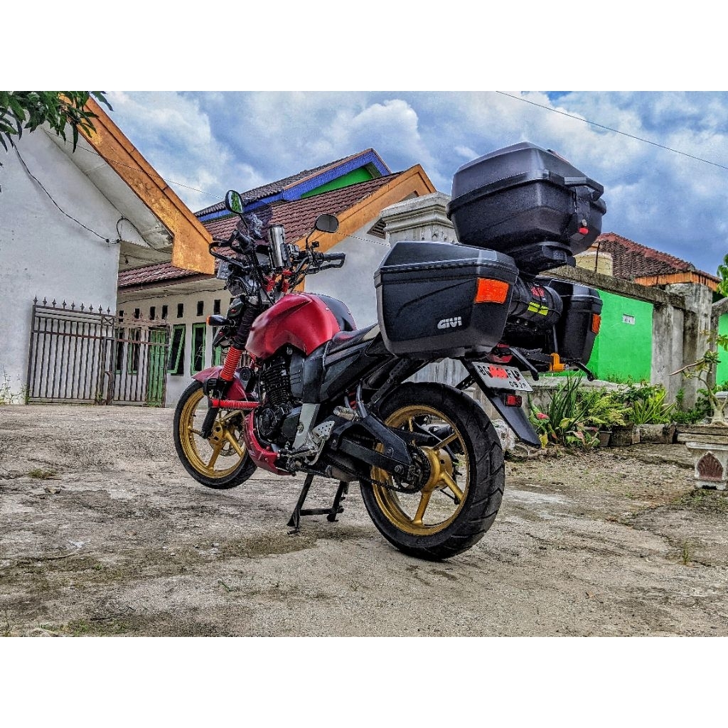 Box Givi E22 NS Side Box Touring