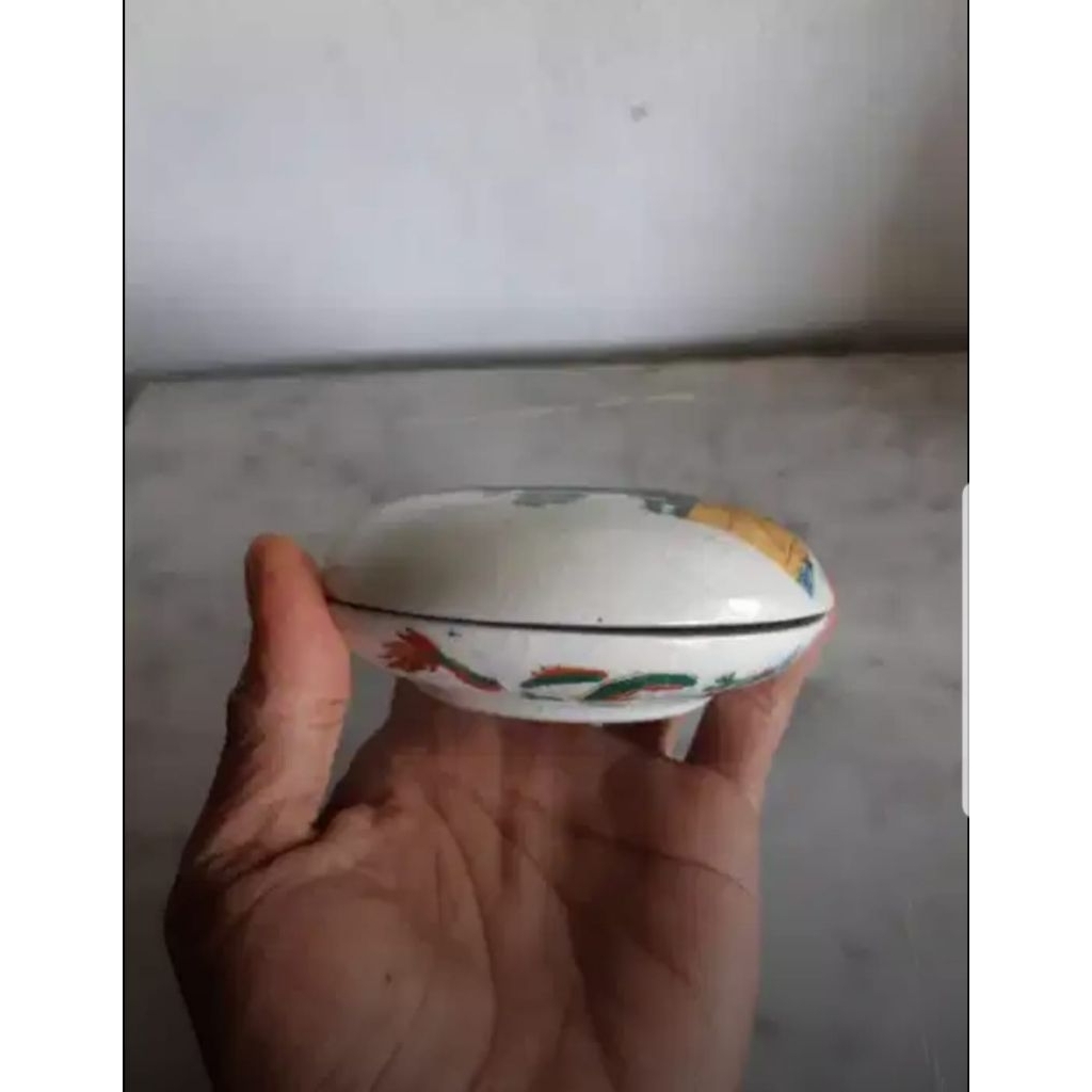 tempat bedak cina antik