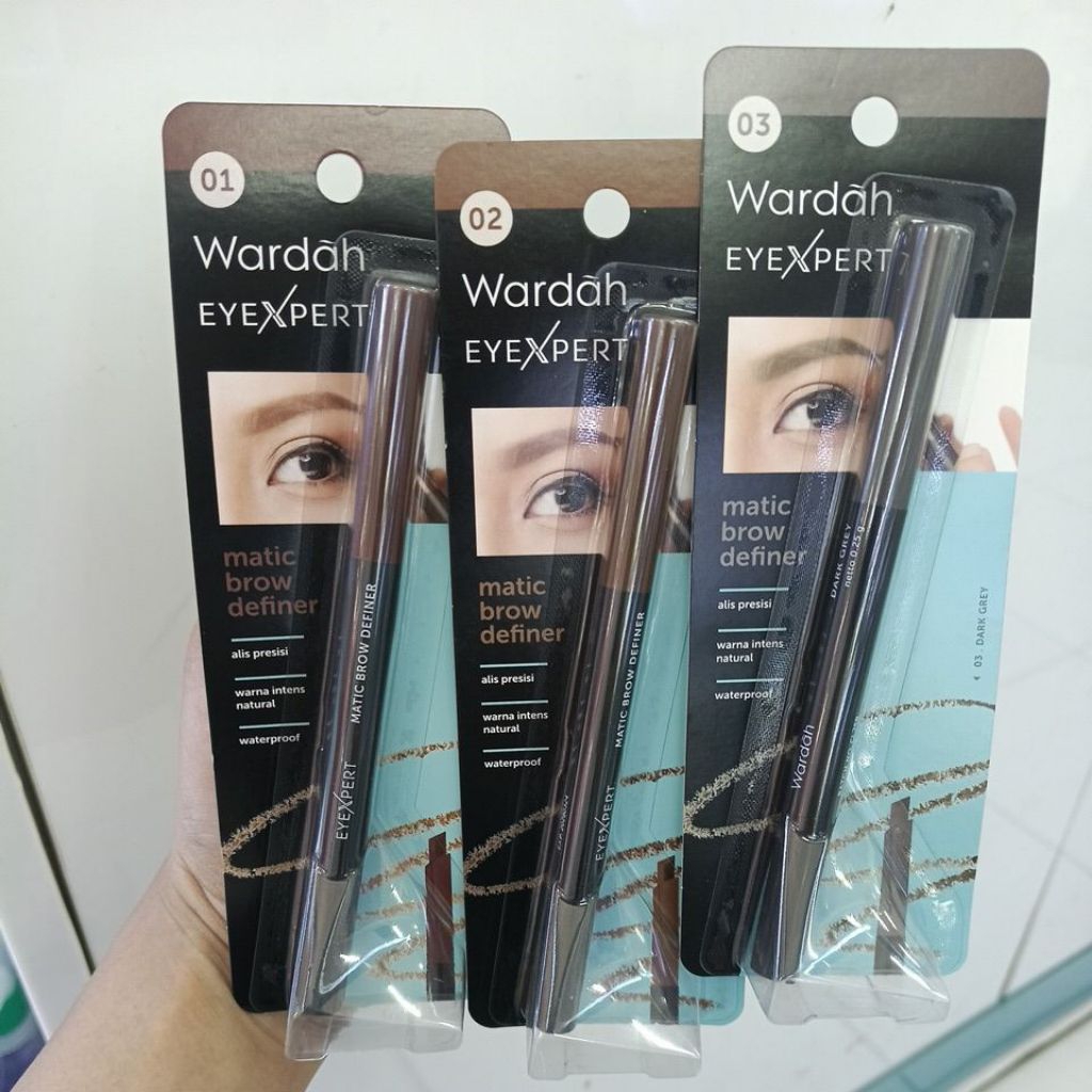 Wardah eyeXpert eyebrow matic