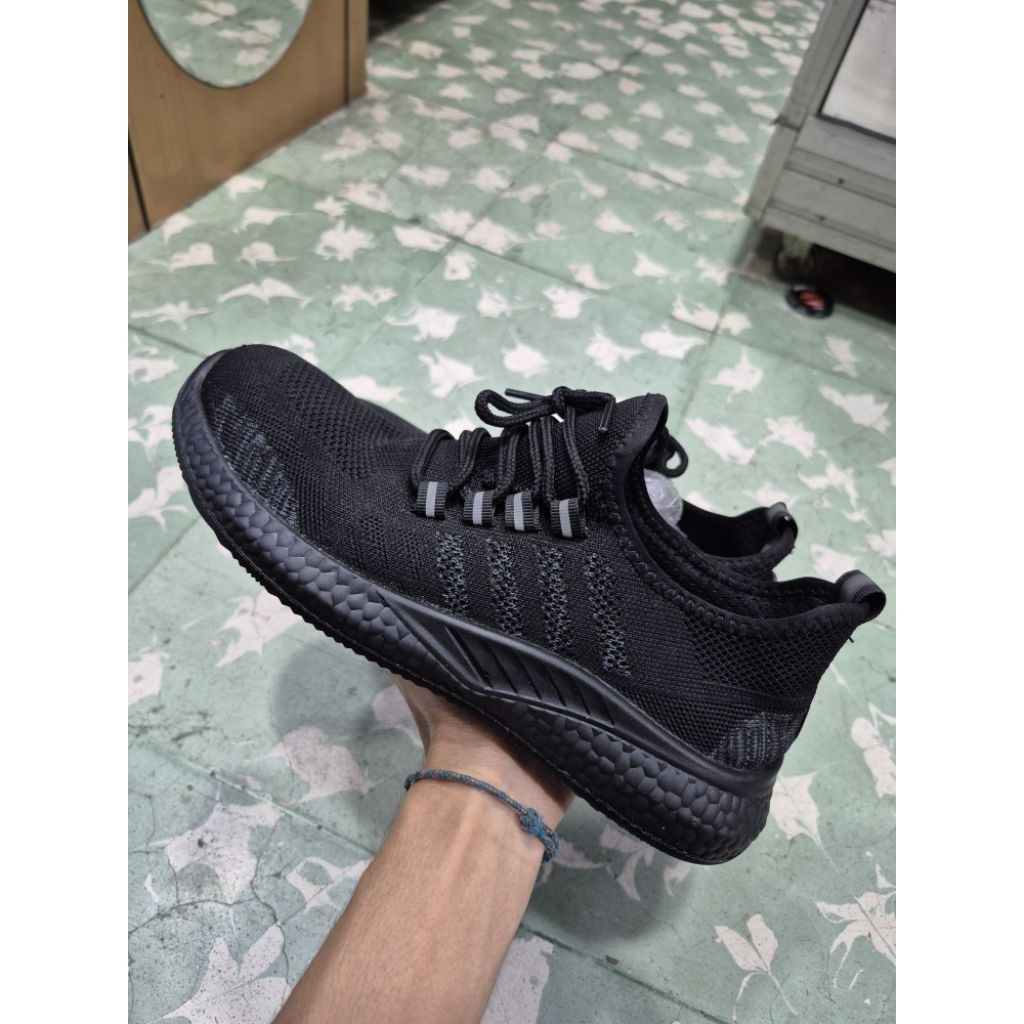 Sepatu Safety Black(39-40)
