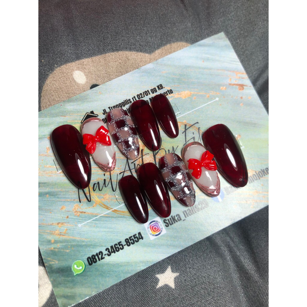 PressOnNails
