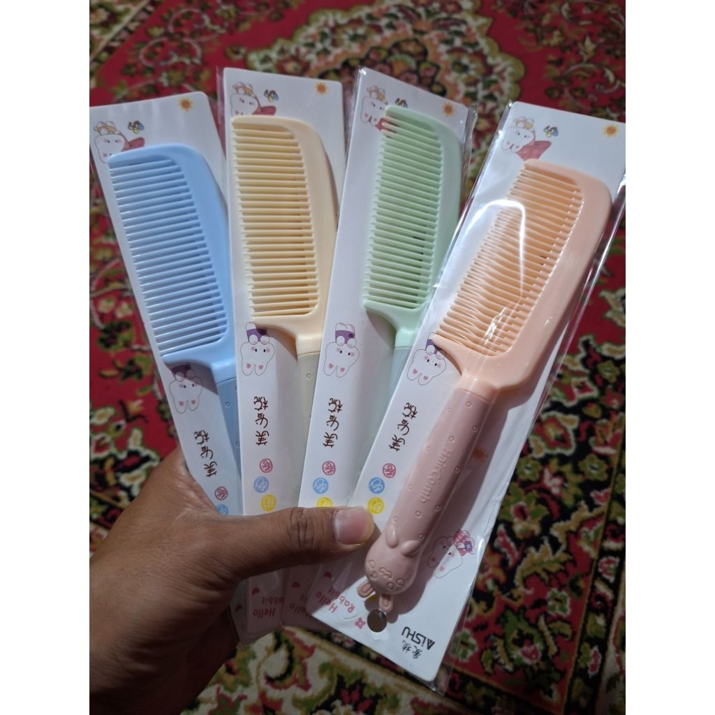 sisir rambut lucu