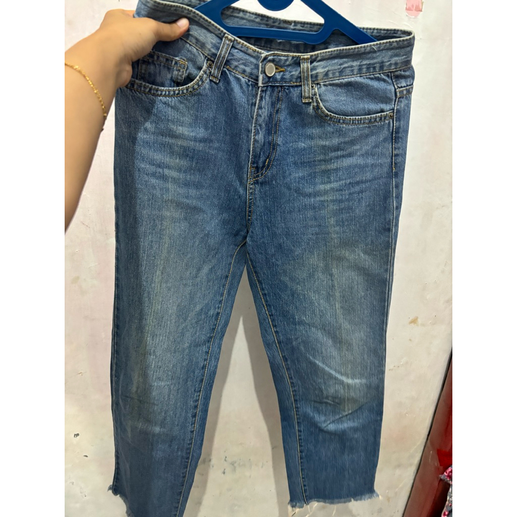 jeans