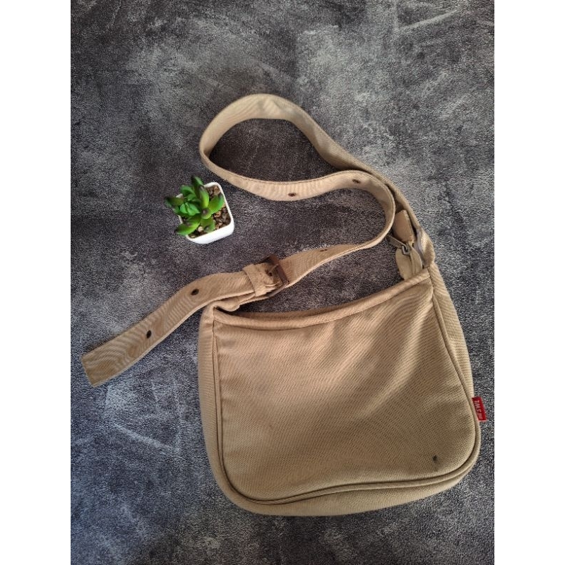 PAMO SHOULDER BAG