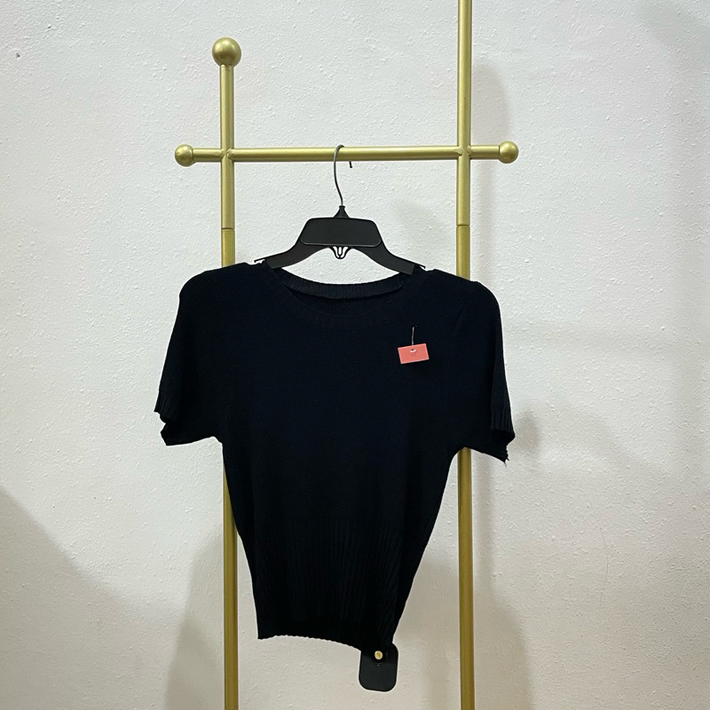 KAOS RAJUT