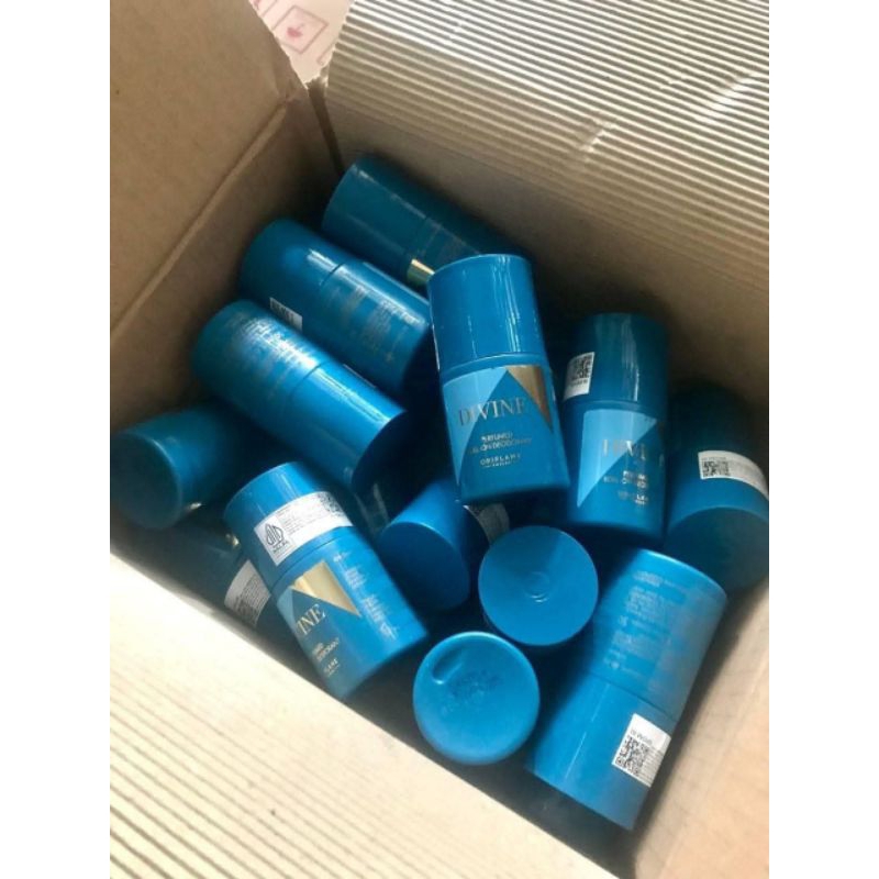 41542 Divine Perfumed Roll-On Deodorant