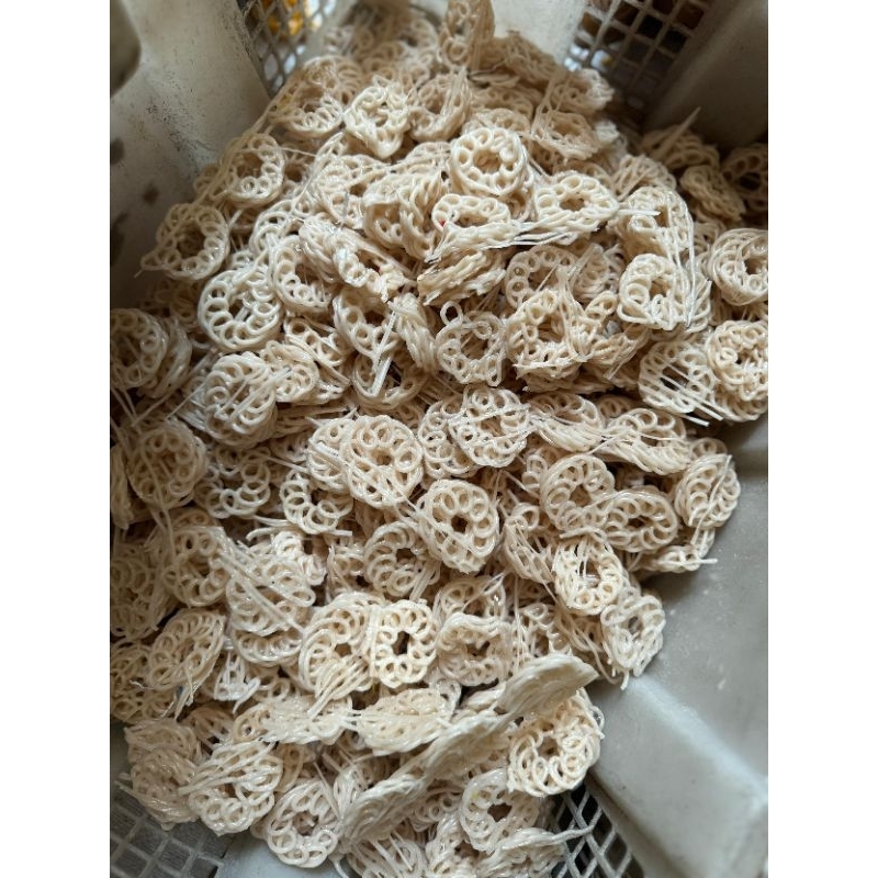 kerupuk mawar  putih