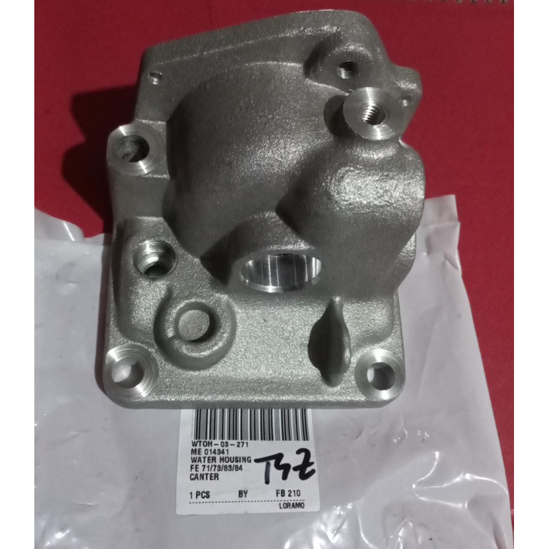 WATER HAUSING MITSUBISHI CANTER