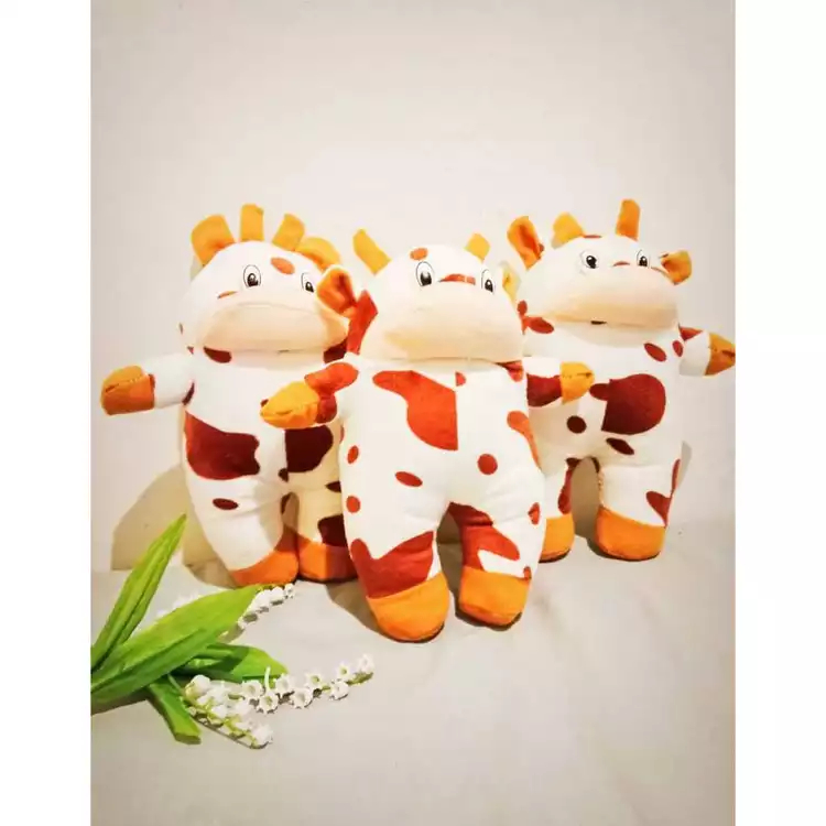 Boneka sapi ukuran sedang