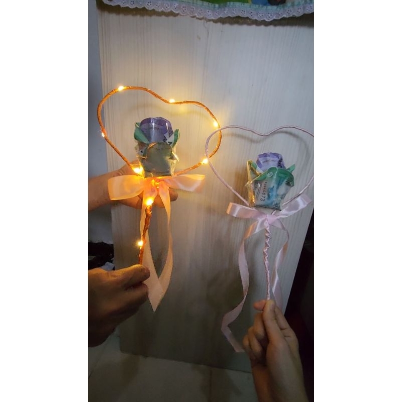 bunga uang