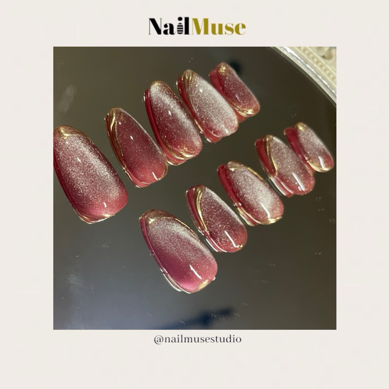 Press - on nails Maroon Cateye