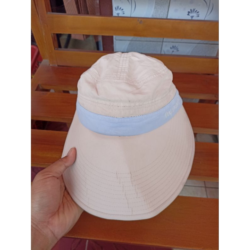 Topi Wanita