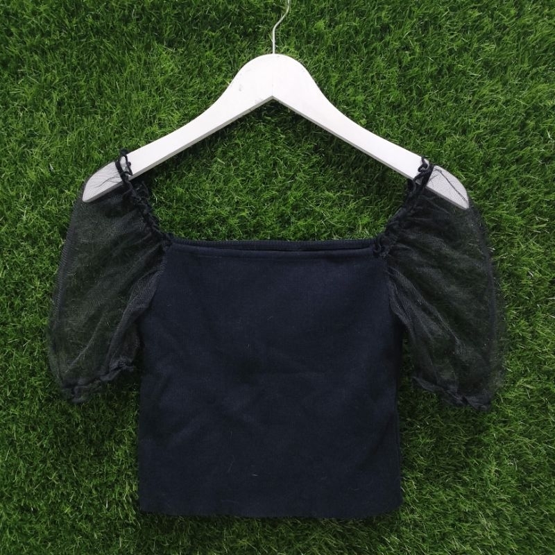 Crop knit/ Knit crop tile