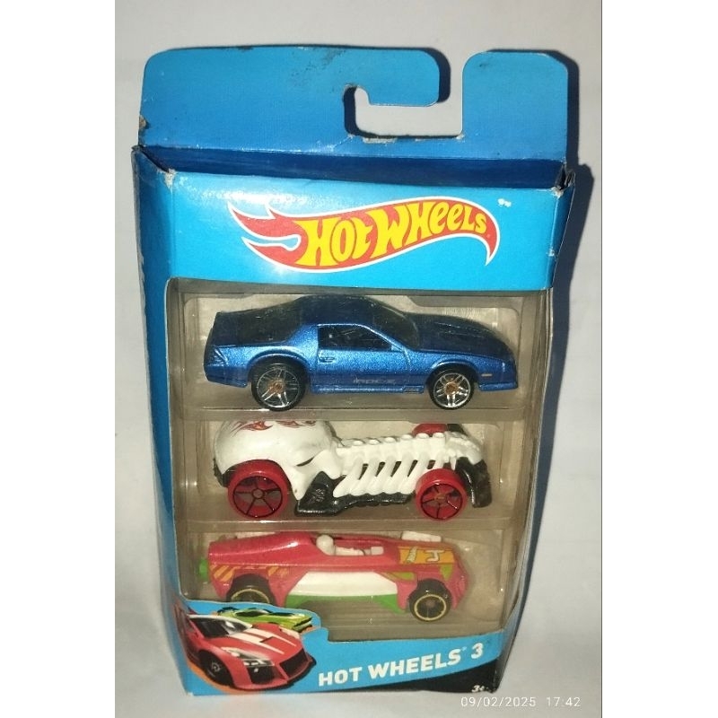 Hotwheels pack isi 3