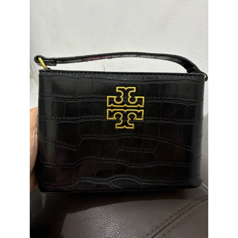 TB Black Croco
