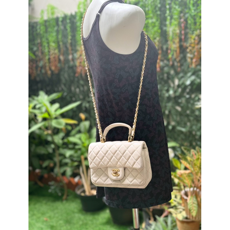 chanelslingbagsizesmall