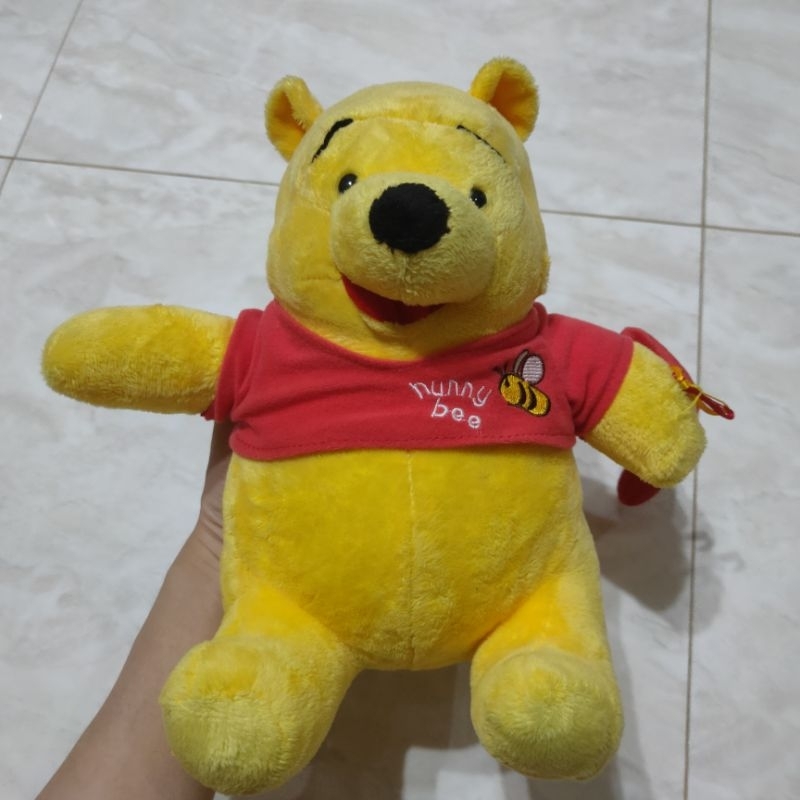 boneka Winnie the pooh