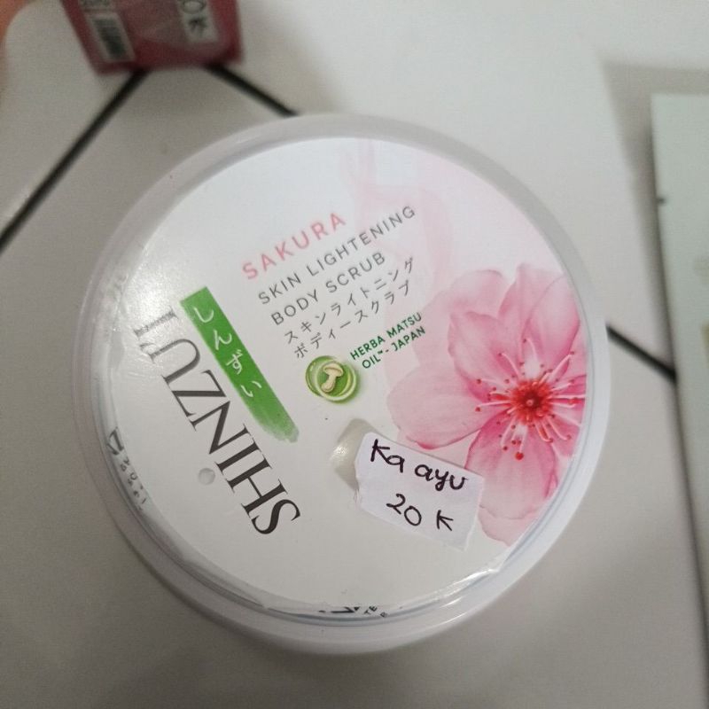 shinzui sakura body scrub