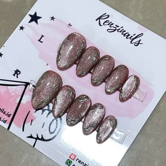 Press On Nails cat eye chrome