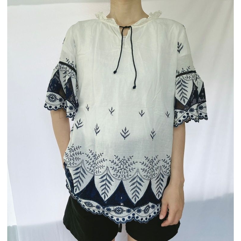 White Blouse GGPX