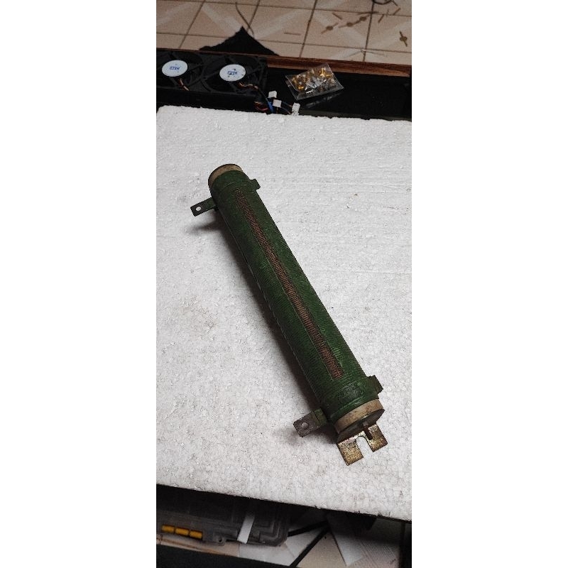 Resistor wirewound 33 ohm 300Watt