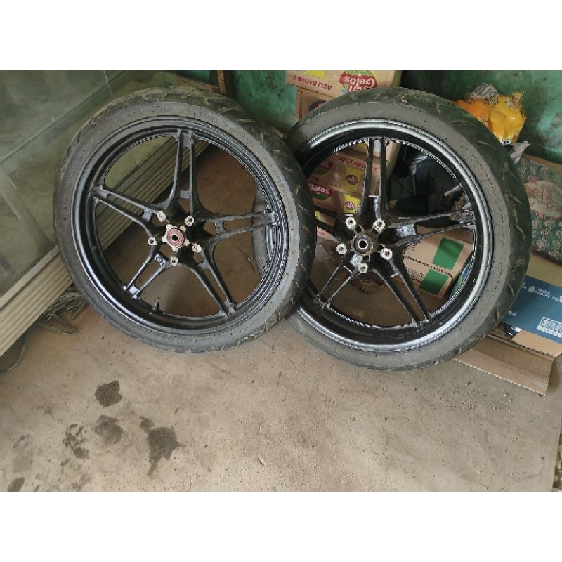 velek vixion nva