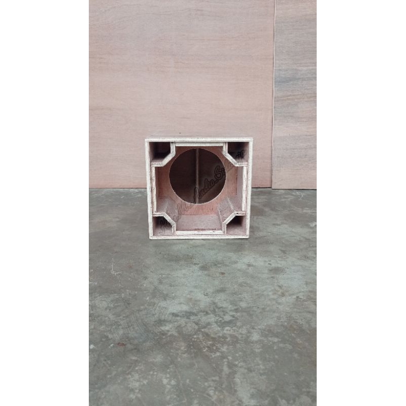 Box Planar Brewog 8 inch single